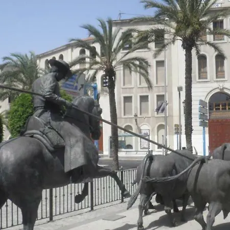 Maison d'hôtes Plaza De Toros Alicante